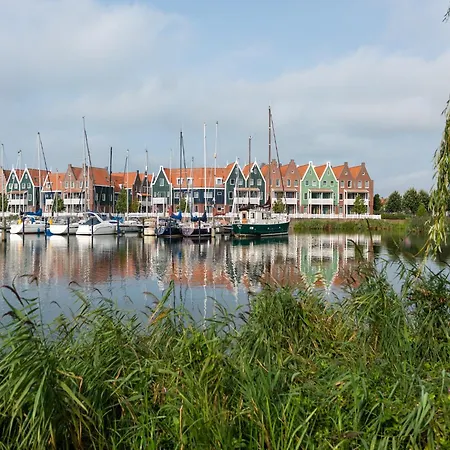 Restyled On The Markermeer Сasa de vacaciones