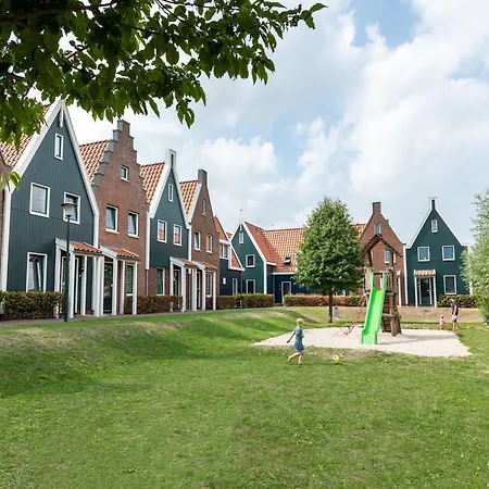 Restyled On The Markermeer Сasa de vacaciones Volendam